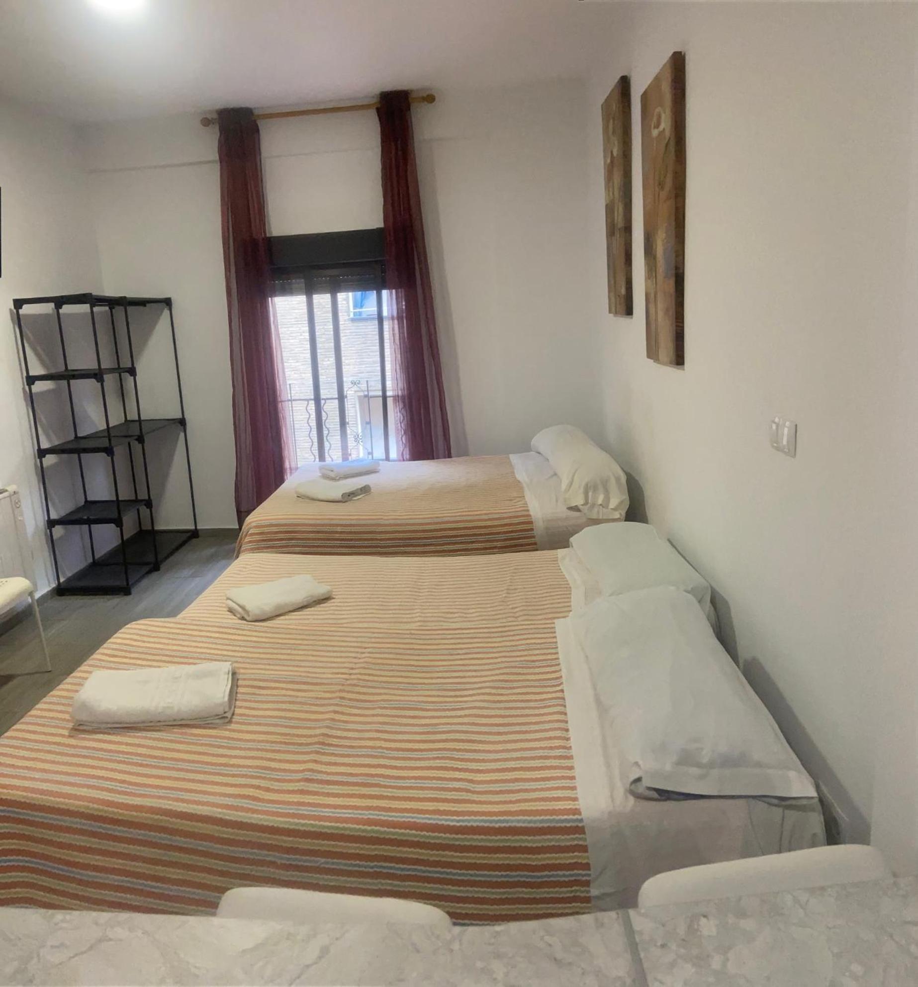 LF Habitaciones Two Sin Ascensor -No Fumadores Zaragoza Exterior foto